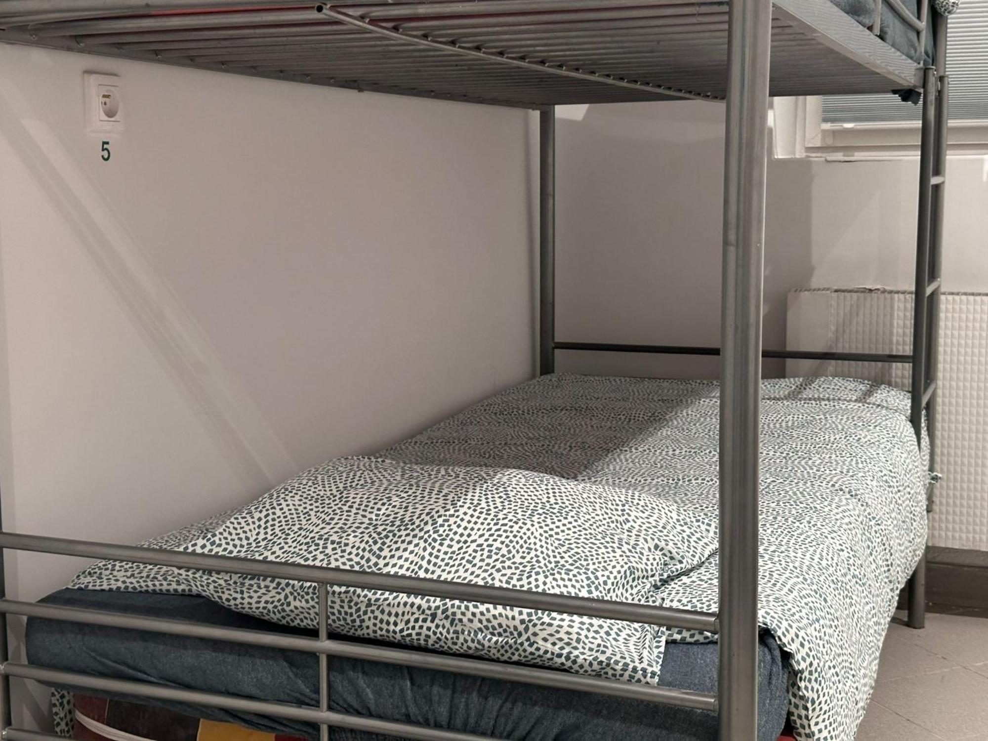 פוזנן Golebia Hostel מראה חיצוני תמונה